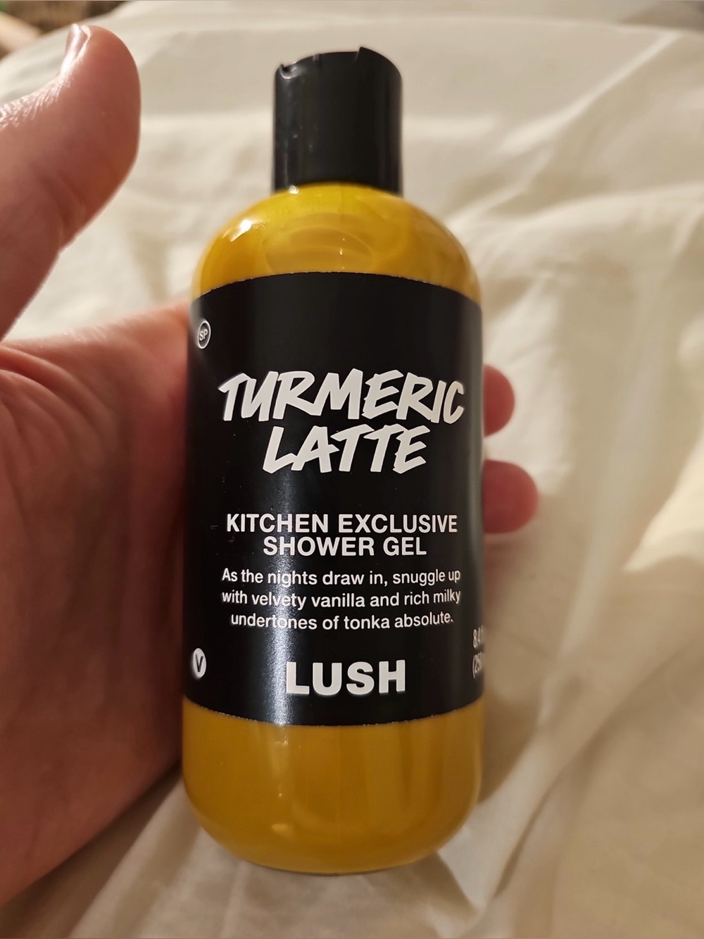 LUSH KITCHEN EXCLUSIVE TURMERIC LATTE SHOWER GEL 8.4 oz SEALED HTF PRICE FIRM